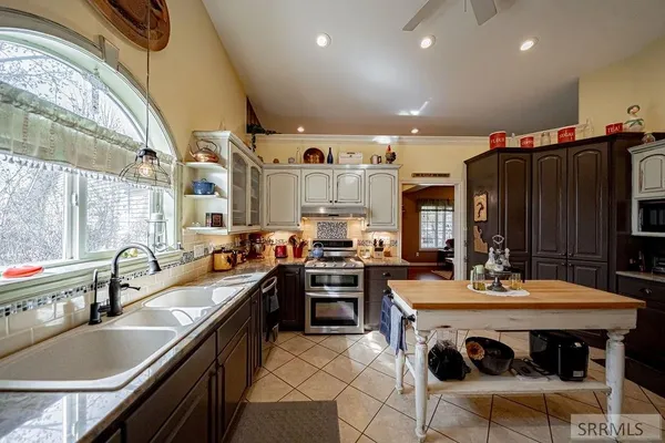 $580,000 | 147 North 100 West, Blackfoot, ID 83221