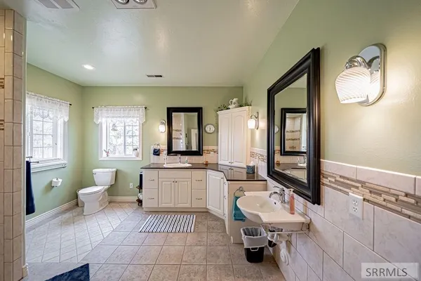 $580,000 | 147 North 100 West, Blackfoot, ID 83221