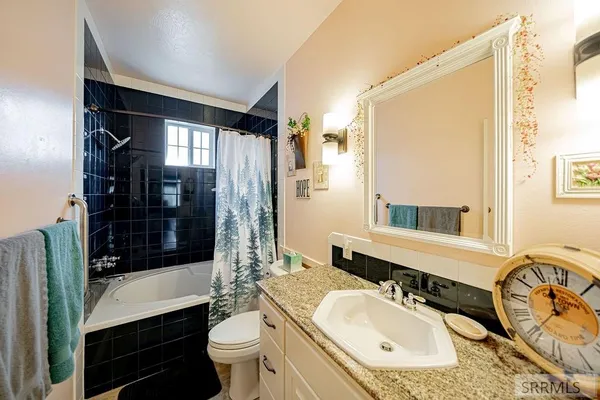 $580,000 | 147 North 100 West, Blackfoot, ID 83221