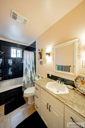 $580,000 | 147 North 100 West, Blackfoot, ID 83221