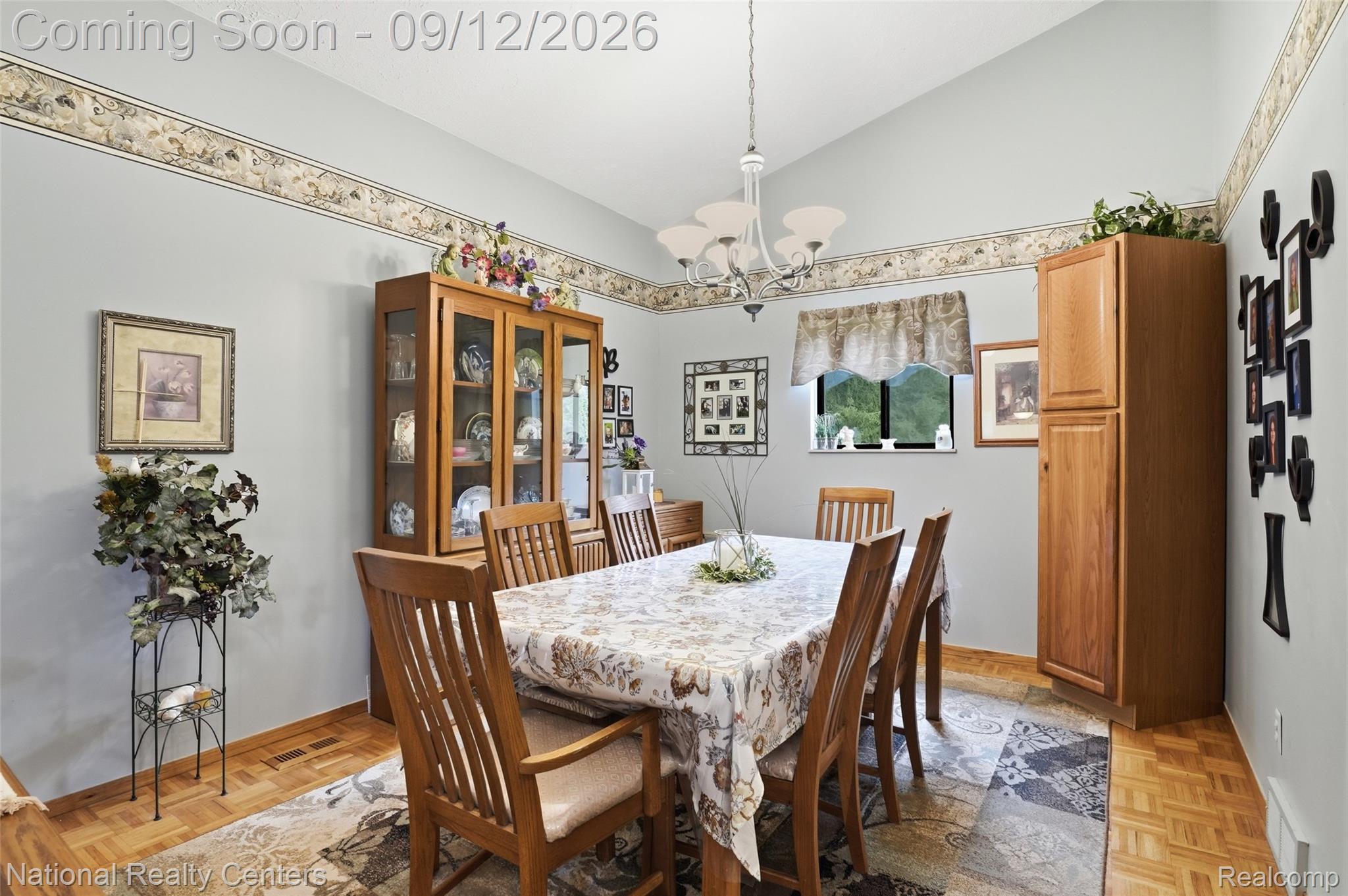 2631 Garden Road Milford, MI 48381 - Photo 19 of 40 Vaulted ceiling and light gray walls