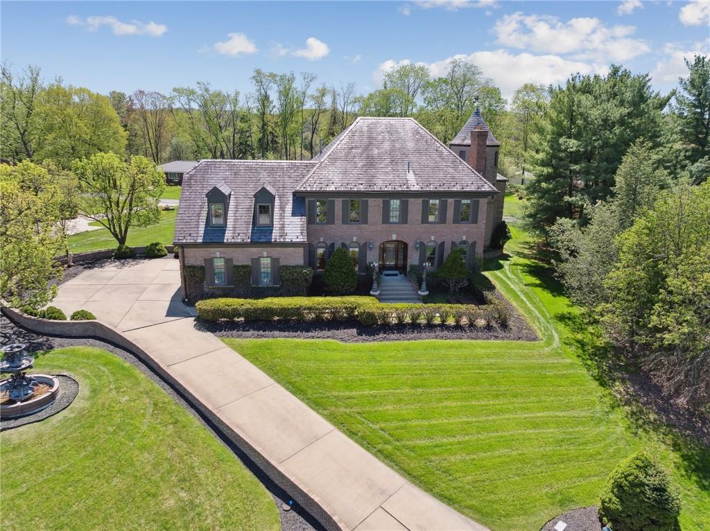 107 Treetop Dr  