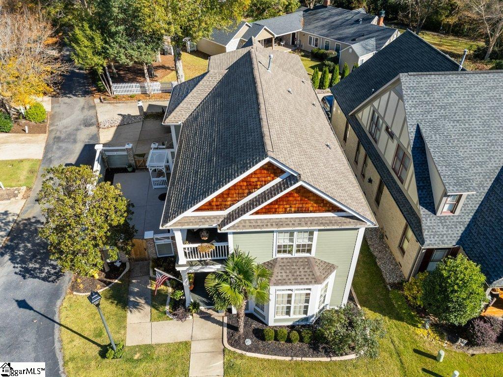 201 Chessington Lane Simpsonville, SC 29681 - Photo 3 of 50