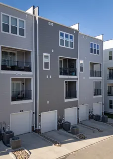 $3,200 | 814 42nd Avenue North, Nashville, TN 37209