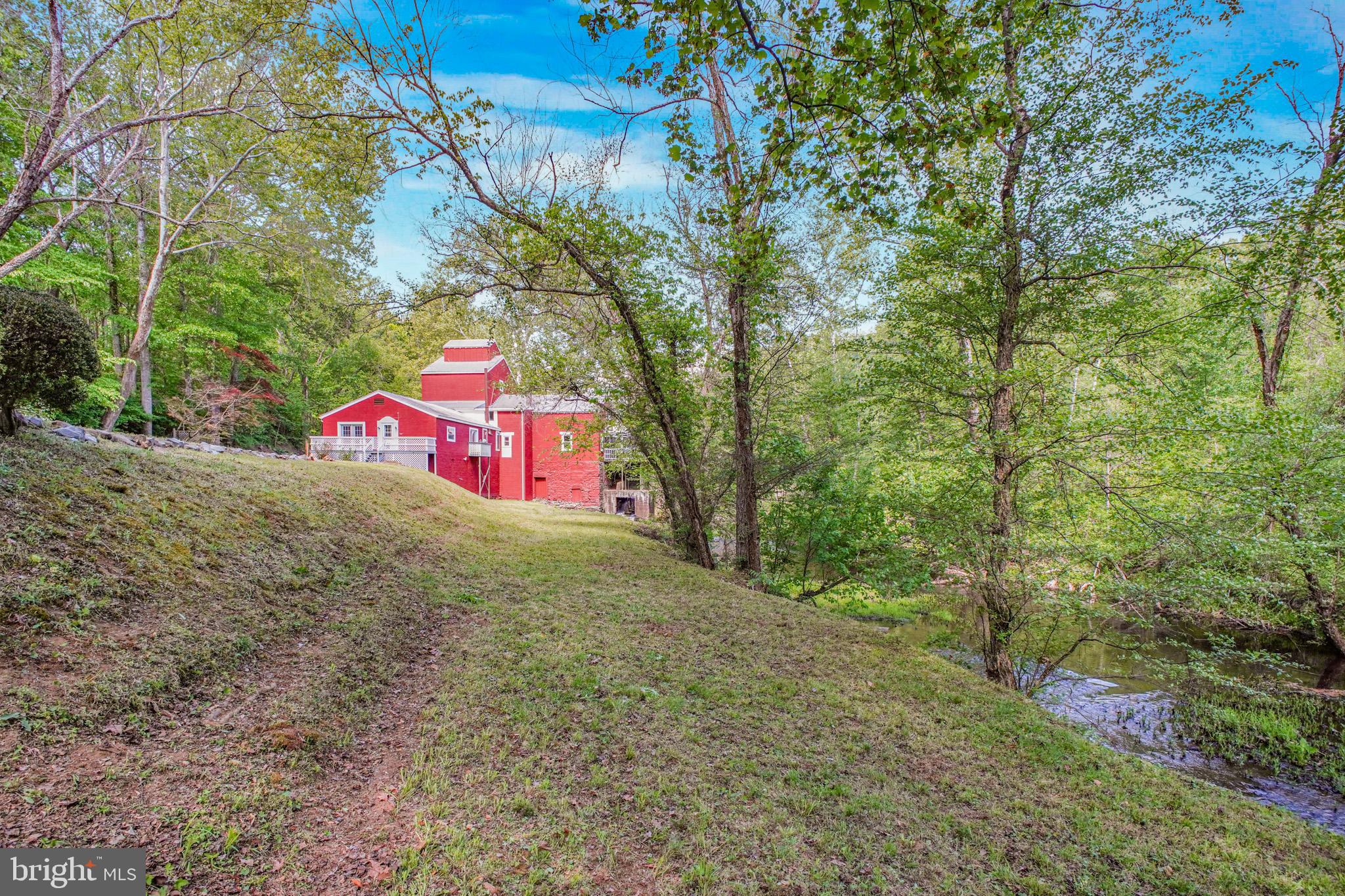 6908 South Roxbury Mill Road Spotsylvania, VA 22551 - Photo 23 of 94