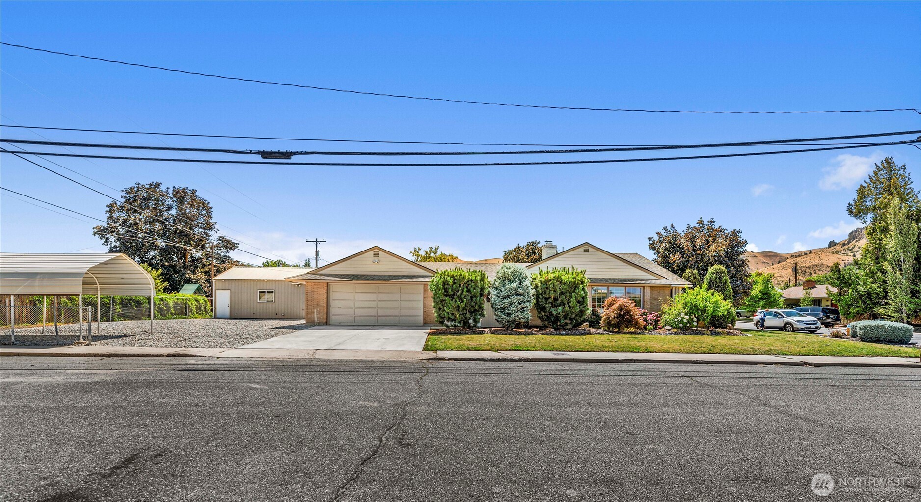 1101 Fuller Street Wenatchee, WA 98801 - Photo 2 of 18 Gallery Image 2