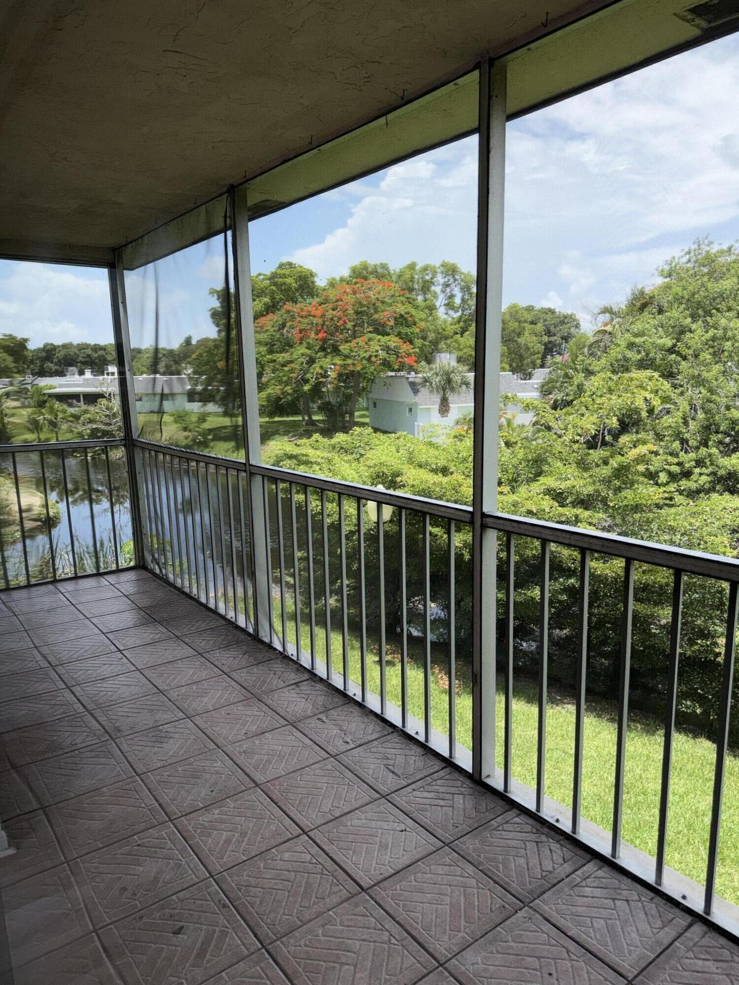 9280 Southwest 3rd Street, Unit 809 Boca Raton, FL 33428 - Photo 10 of 21 IMG_4114
