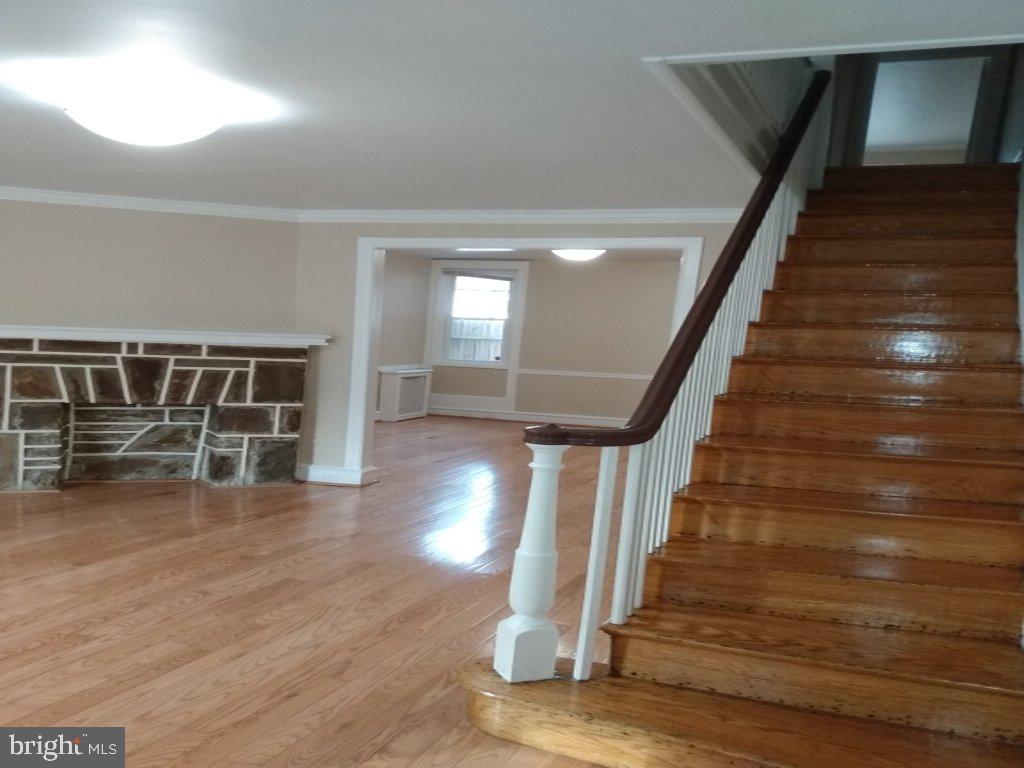 386 Wembly Road Upper Darby, PA 19082 - Photo 4 of 6