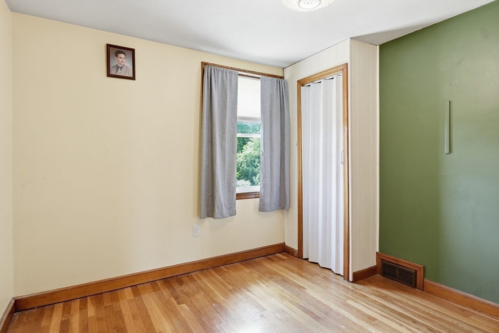 88 Roy Street Ludlow, MA 01056 - Photo 20 of 36