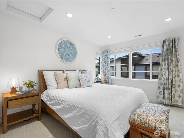 $850,000 | 26627 Northeast Boyd Way, Unit 101, Duvall, WA 98019