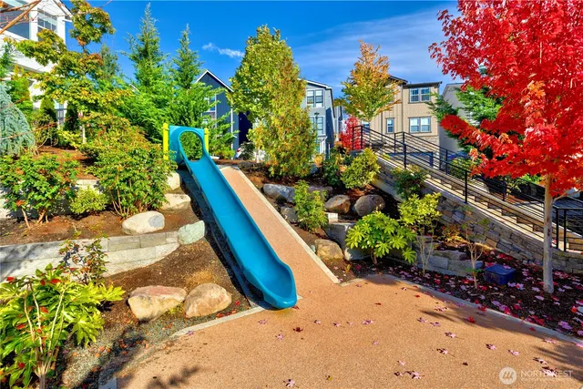 $850,000 | 26627 Northeast Boyd Way, Unit 101, Duvall, WA 98019