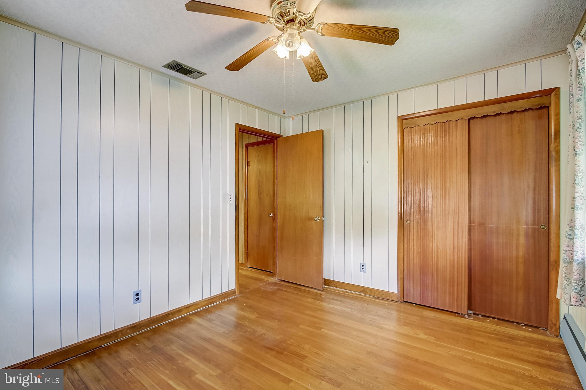 8465 Geneva Road Pasadena, MD 21122 - Photo 17 of 35 Gallery Image 17