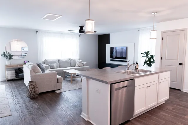 $400,000 | 322 Coral Sunset Way, Summerville, SC 29486