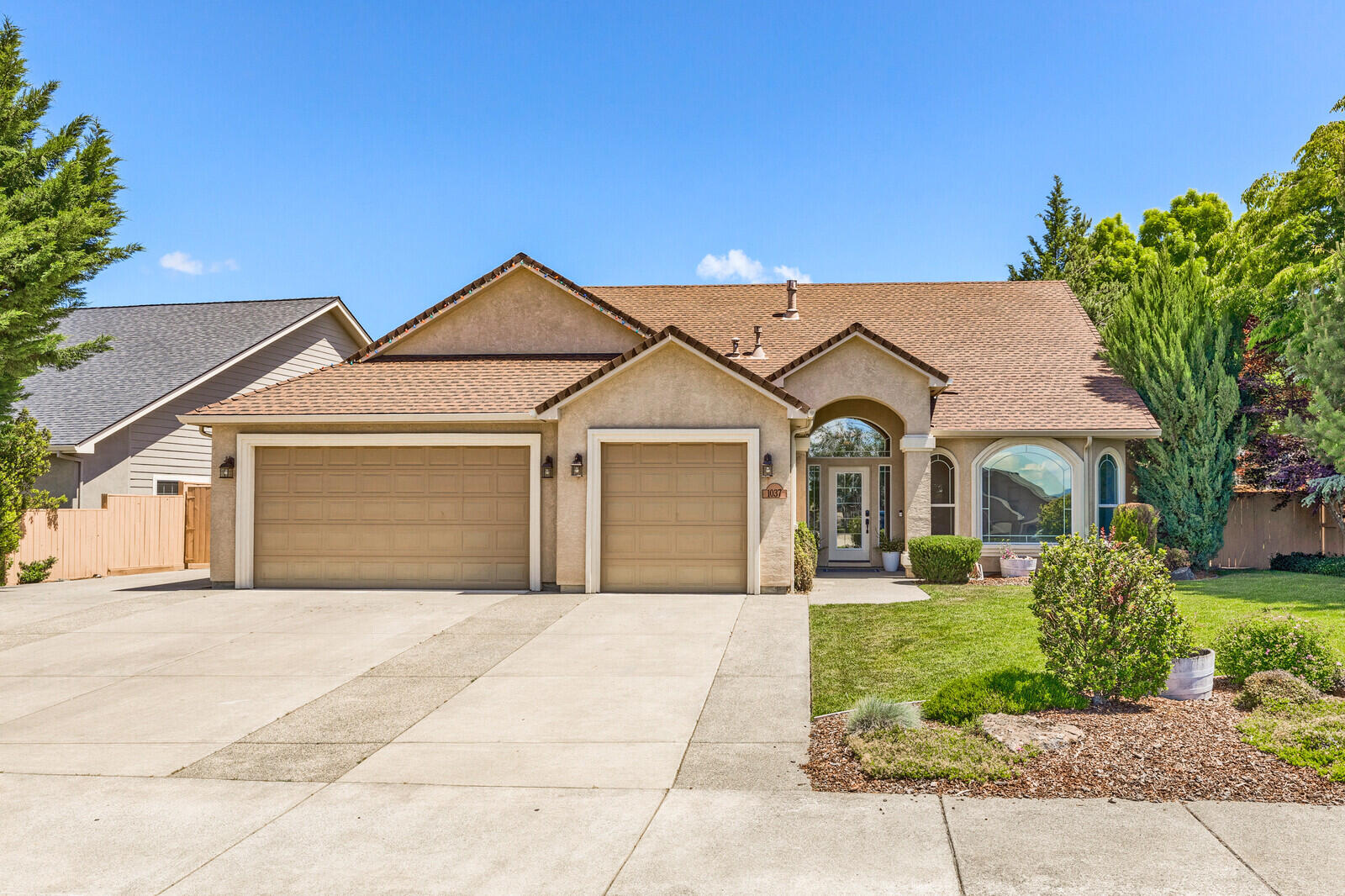 1037 Coral Ridge Eagle Point, OR 97524 - Photo 38 of 38 03_CR_4_mls