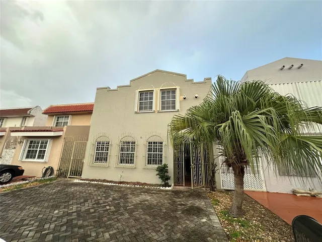$499,000 | 4281 West 10th Court, Hialeah, FL 33012