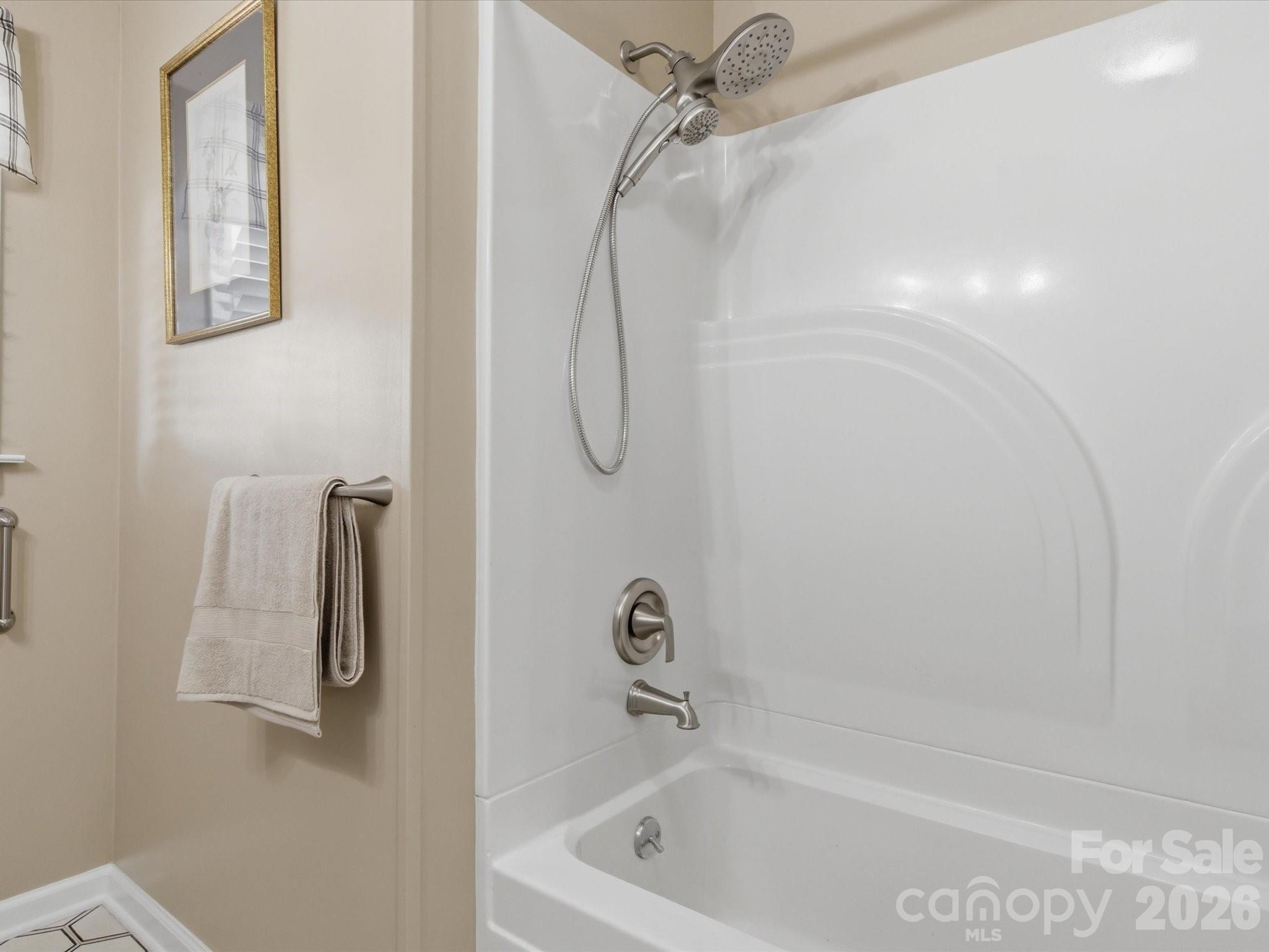419 Knox Street Clover, SC 29710 - Photo 31 of 48 a bathroom with a bath tub