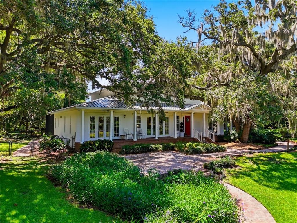1645 Crump Road Winter Haven, FL 33881 - Photo 2 of 57