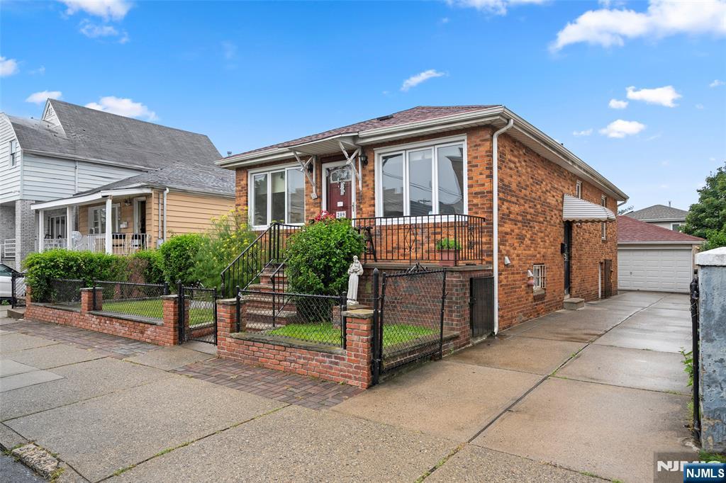 209 8th Street Fairview, NJ 07022 - Photo 1 of 38