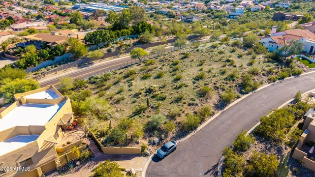 a black and white photo of a living room