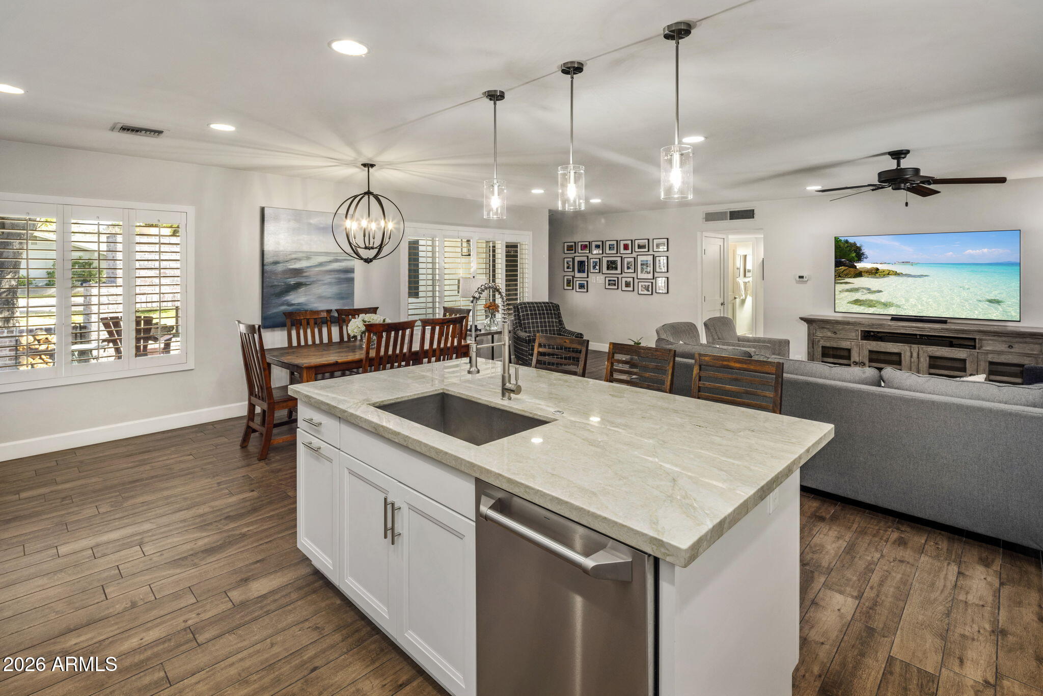 6620 North 13th Street Phoenix, AZ 85014 - Photo 14 of 51 great flow!