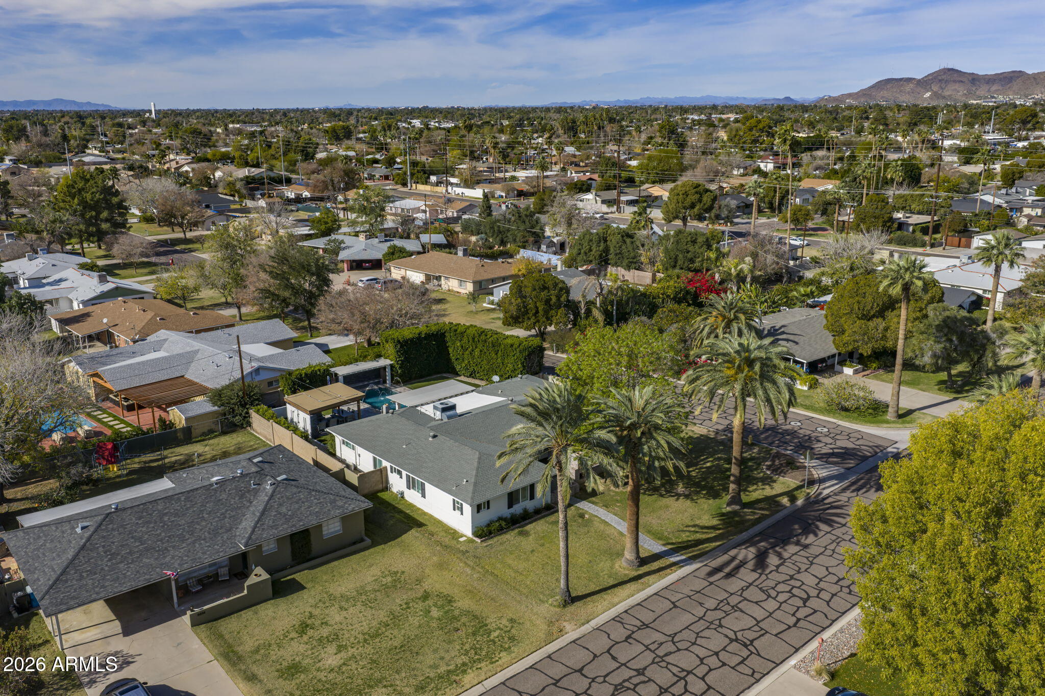 6620 North 13th Street Phoenix, AZ 85014 - Photo 49 of 51 lovely neighborhood