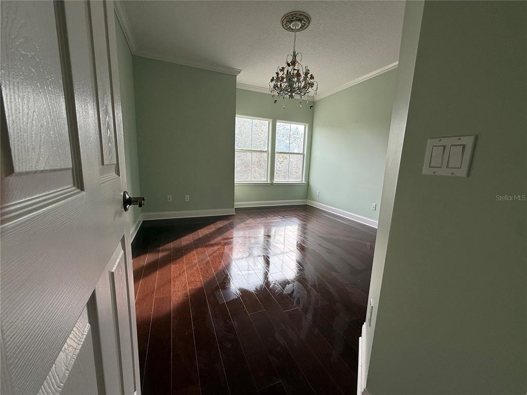 800 North End Street St. Augustine, FL 32095 - Photo 46 of 52 a view of empty room with window