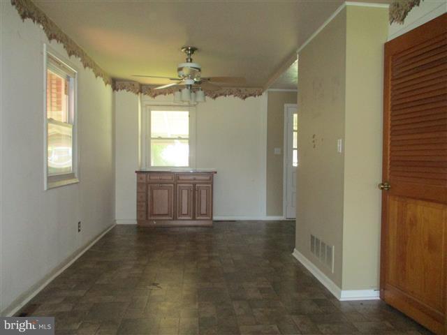 8169 Gray Haven Road Baltimore, MD 21222 - Photo 5 of 25 Dining Room
