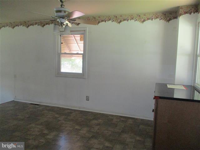 8169 Gray Haven Road Baltimore, MD 21222 - Photo 6 of 25 Dining Room