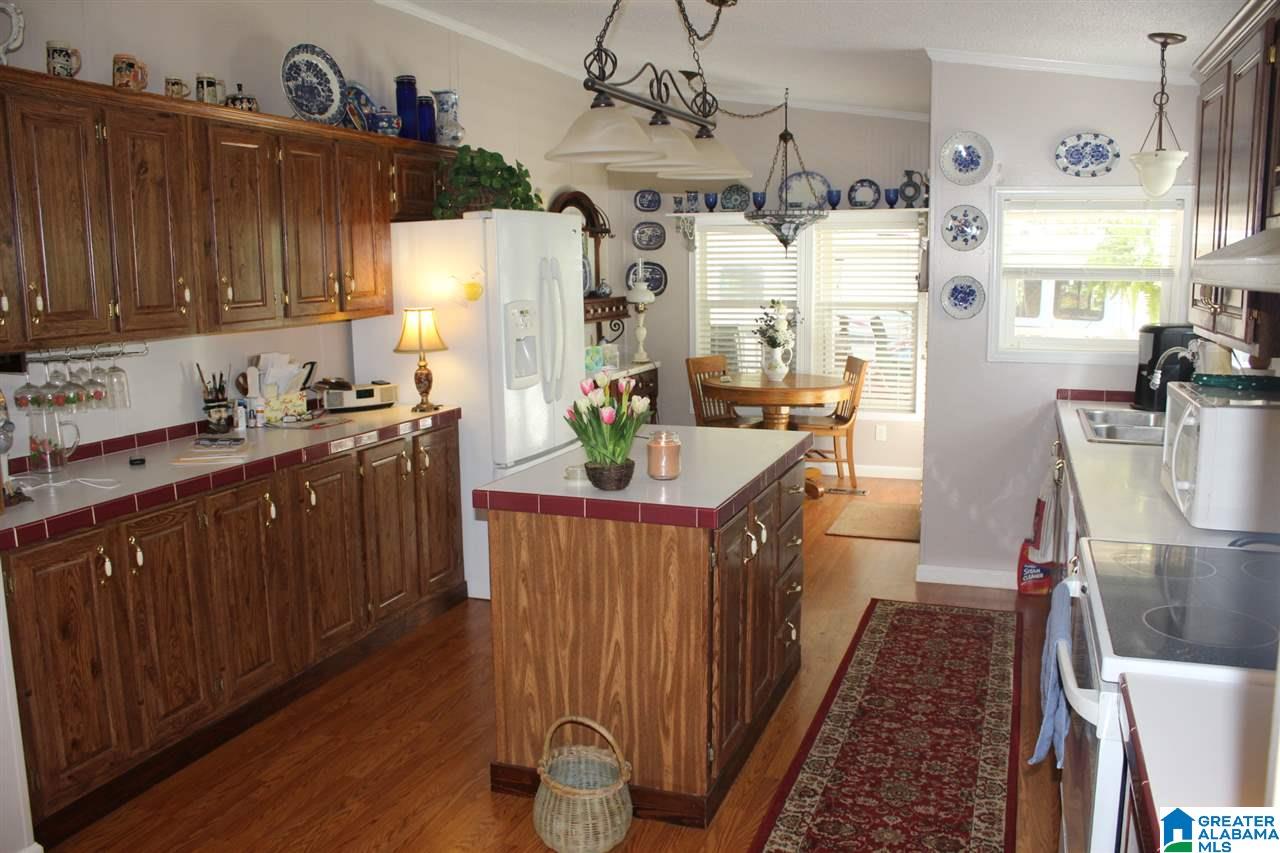 185 Wilson Glenn Road Wilsonville, AL 35186 - Photo 2 of 13