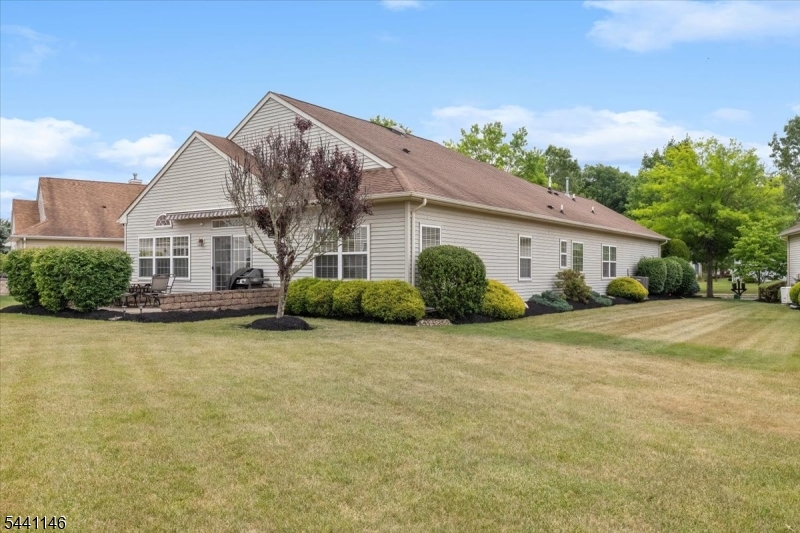 43 Renaissance Boulevard Somerset, NJ 08873 - Photo 28 of 43