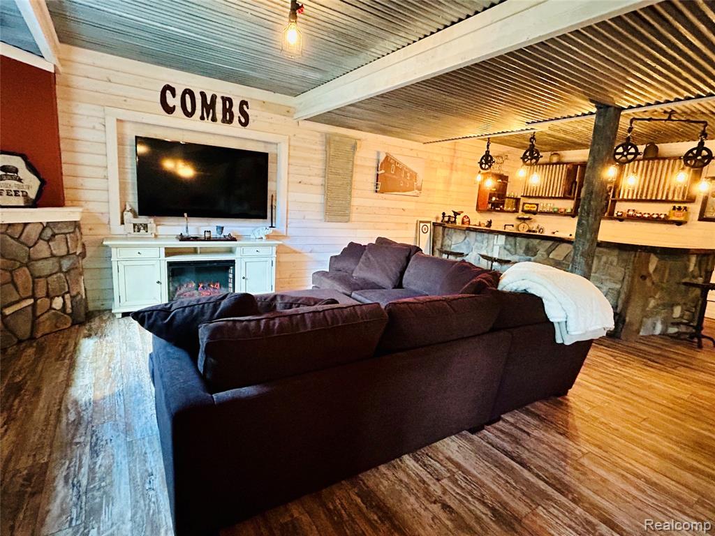 6060 Challis Road Brighton, MI 48116 - Photo 24 of 39 Gallery Image 24