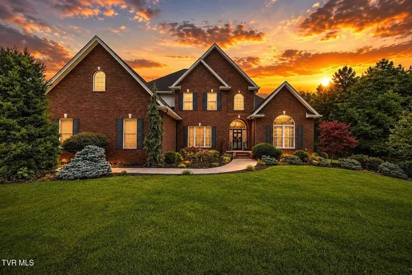 $825,000 | 2007 Woodfern Place, Kingsport, TN 37660