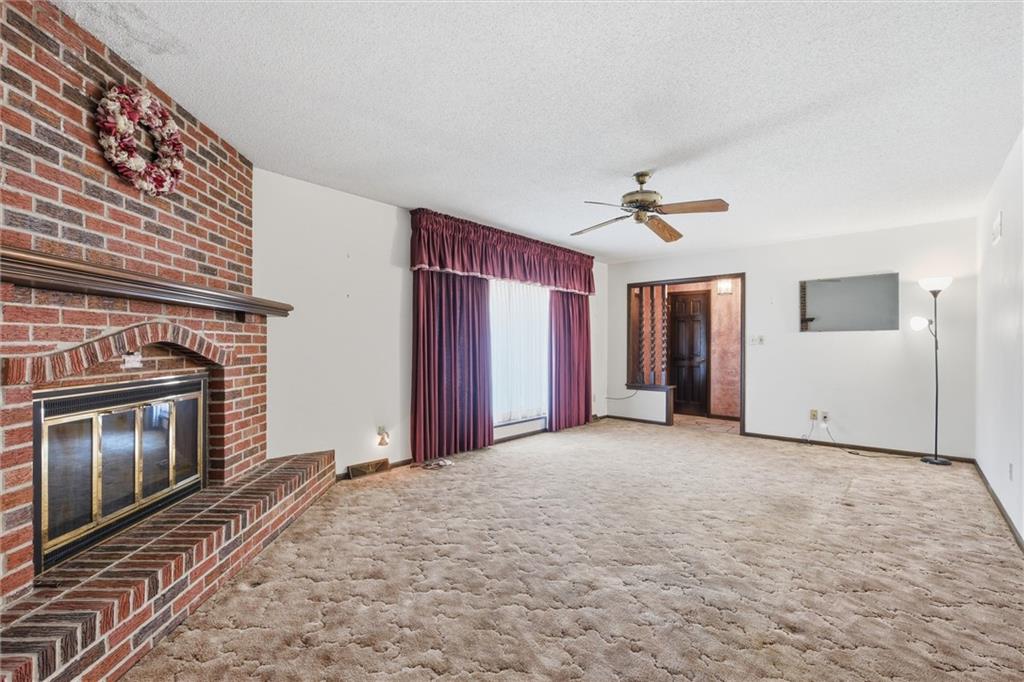 3300 South Phelps Road Independence, MO 64055 - Photo 5 of 31