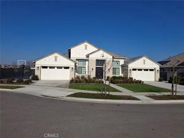 $1,229,000 | 12322 Champlin Place, Bakersfield, CA 93311
