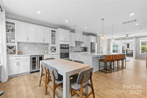 $639,500 | 621 Tudor Park Way, Charlotte, NC 28211