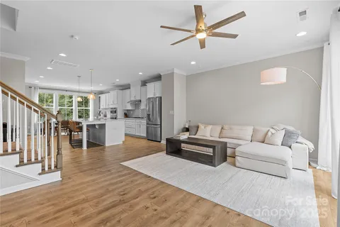 $639,500 | 621 Tudor Park Way, Charlotte, NC 28211