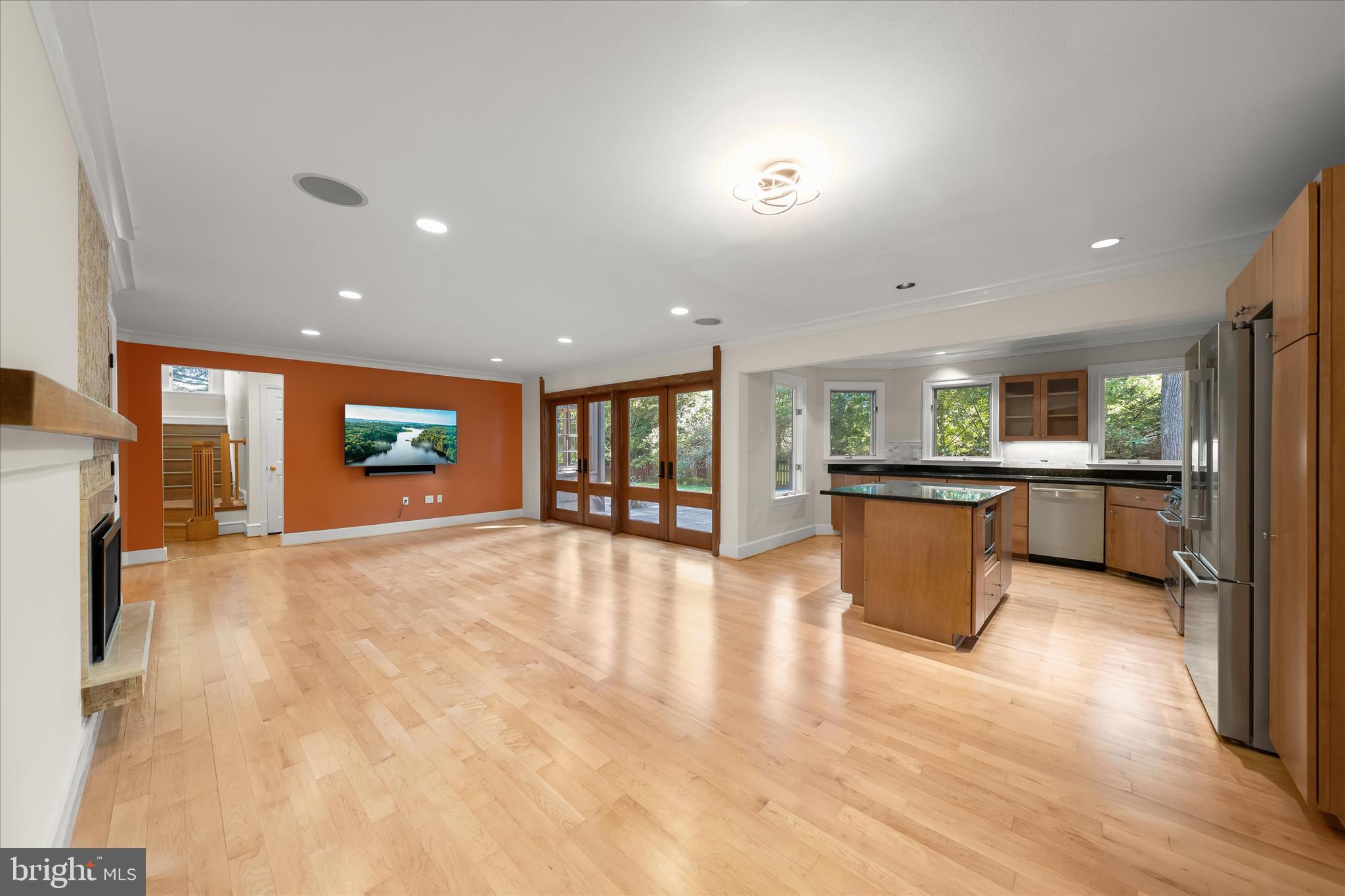 5104 Scarsdale Road Bethesda, MD 20816 - Photo 12 of 68 Great room!