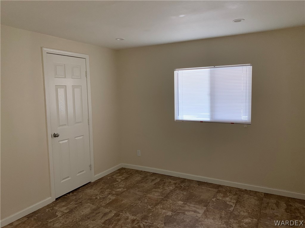 1215 Baseline Road Bullhead City, AZ 86442 - Photo 11 of 33 Gallery Image 11