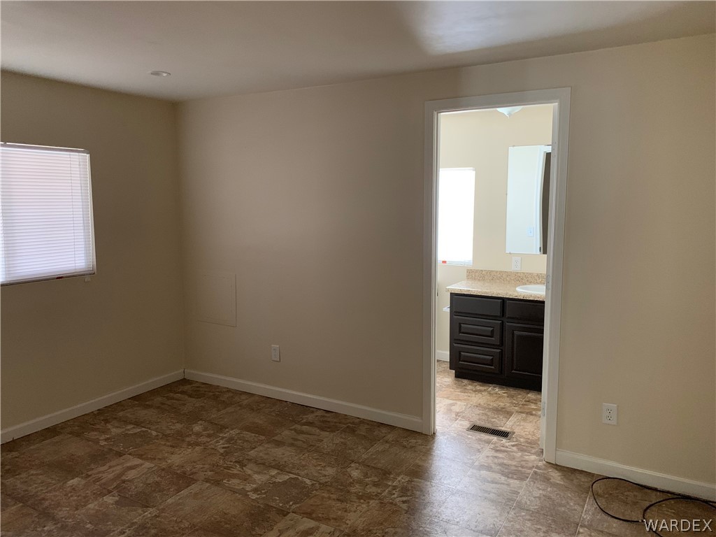 1215 Baseline Road Bullhead City, AZ 86442 - Photo 13 of 33 Gallery Image 13