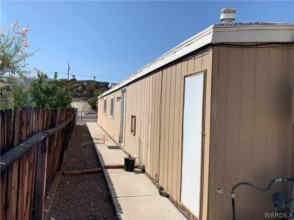 1215 Baseline Road Bullhead City, AZ 86442 - Photo 29 of 33 Gallery Image 29