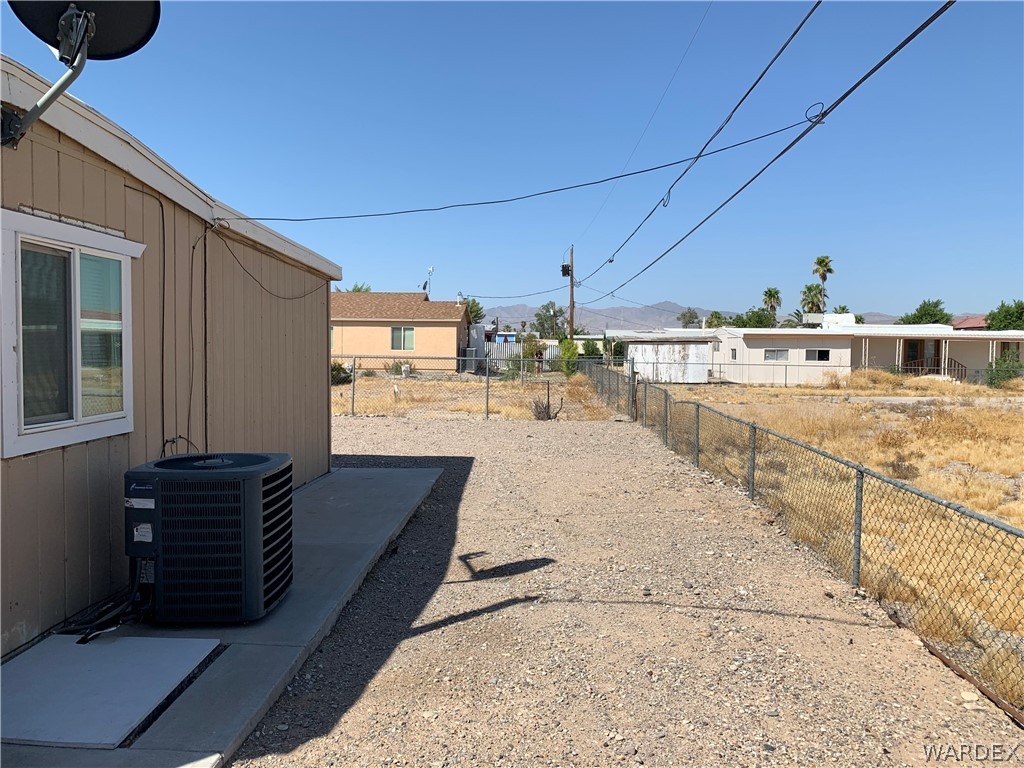 1215 Baseline Road Bullhead City, AZ 86442 - Photo 30 of 33 Gallery Image 30