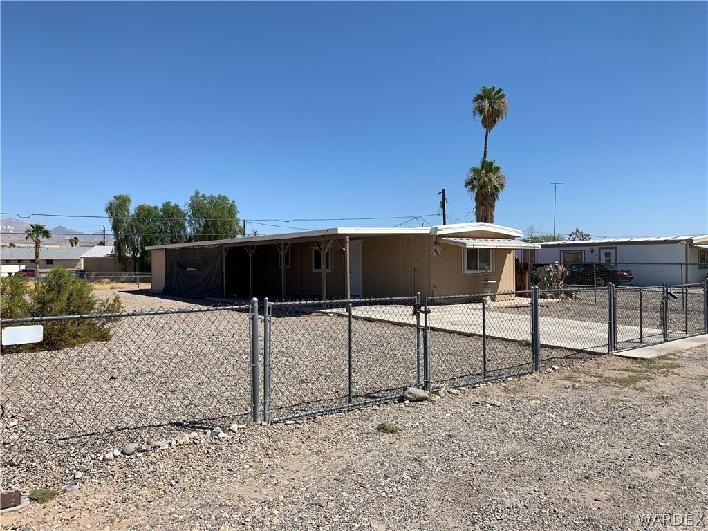 1215 Baseline Road Bullhead City, AZ 86442 - Photo 32 of 33 Gallery Image 32
