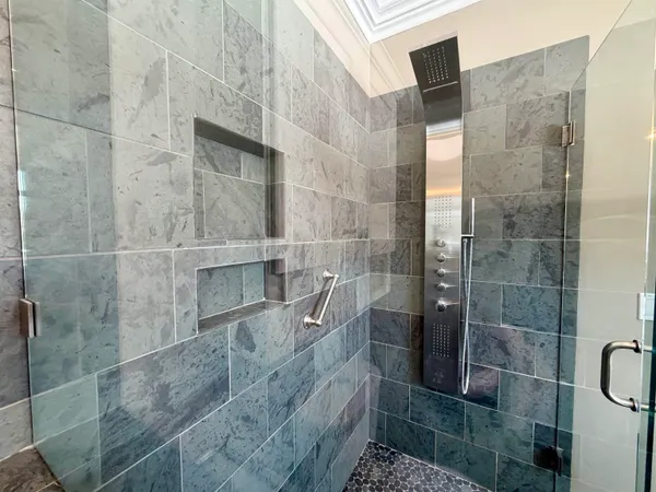 $765,000 | 26 Shore Road, Milton, VT 05468