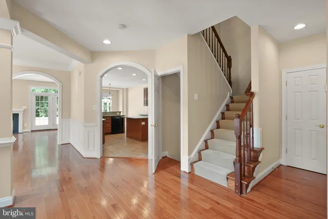 a view of a hallway with windows
