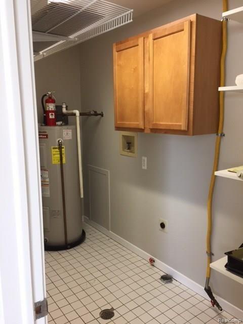 27971 Rollcrest Road, Unit 10 Farmington, MI 48334 - Photo 6 of 13