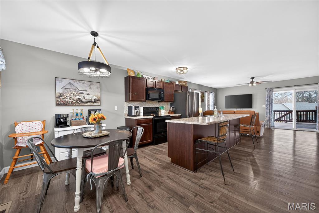 151 Hidden Valley Way Winfield, MO 63389 - Photo 12 of 33