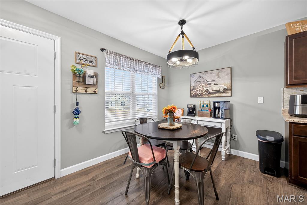 151 Hidden Valley Way Winfield, MO 63389 - Photo 13 of 33