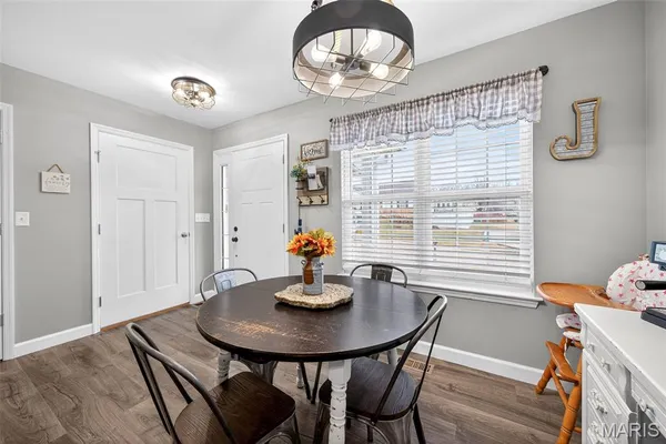 $285,000 | 151 Hidden Valley Way, Winfield, MO 63389