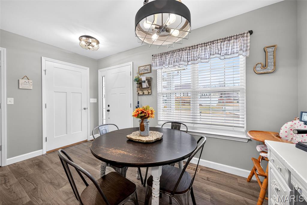 151 Hidden Valley Way Winfield, MO 63389 - Photo 14 of 33