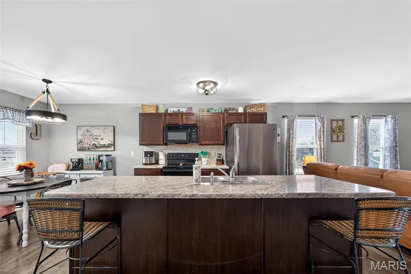 $285,000 | 151 Hidden Valley Way, Winfield, MO 63389